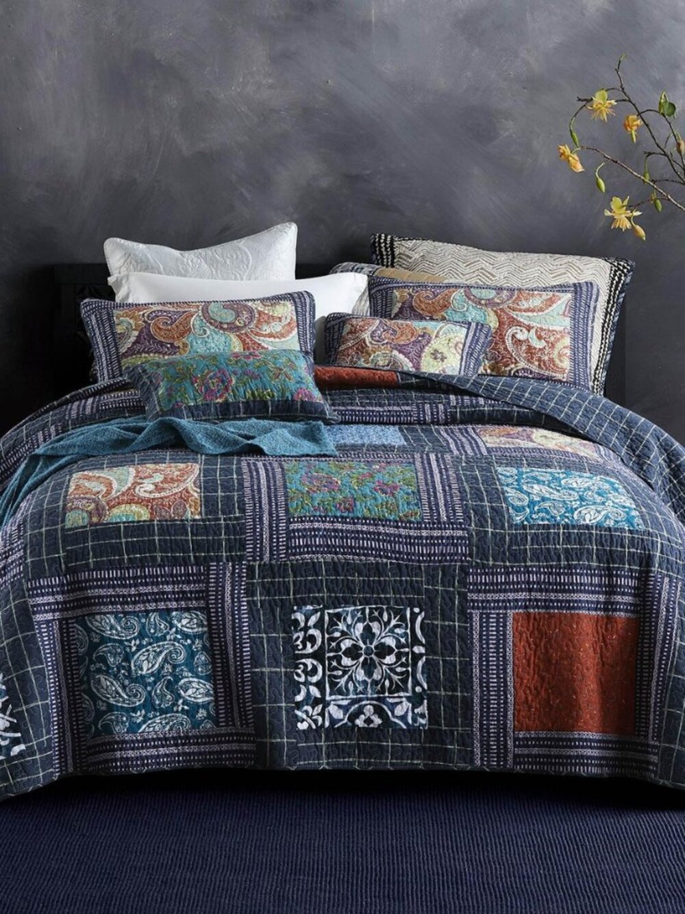 100% Cotton Gorgeous Floral Quilt Set, King Size Quilted Bedding Set, Boho